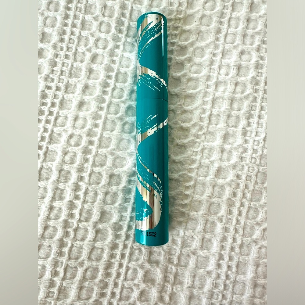 Thrive Black-Brynn Liquid Lash Extensions Mascara—new w/out box